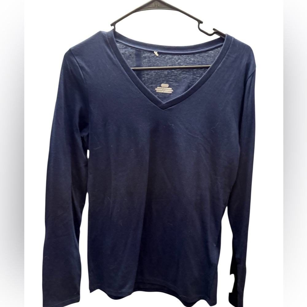 Women's Navy V-Neck Long Sleeve Top
